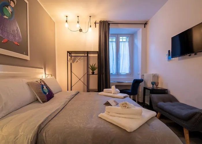 ゲストハウス Le Madamine